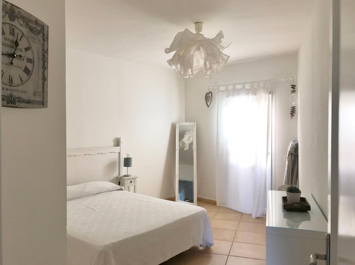 My Ocean !!! Breathtaking Location, Steps To The Ocean, Spacious Sea View, Fully Equipped And Well-furnished With Private Entrance And High-speed Fiber Optic Internet Appartement