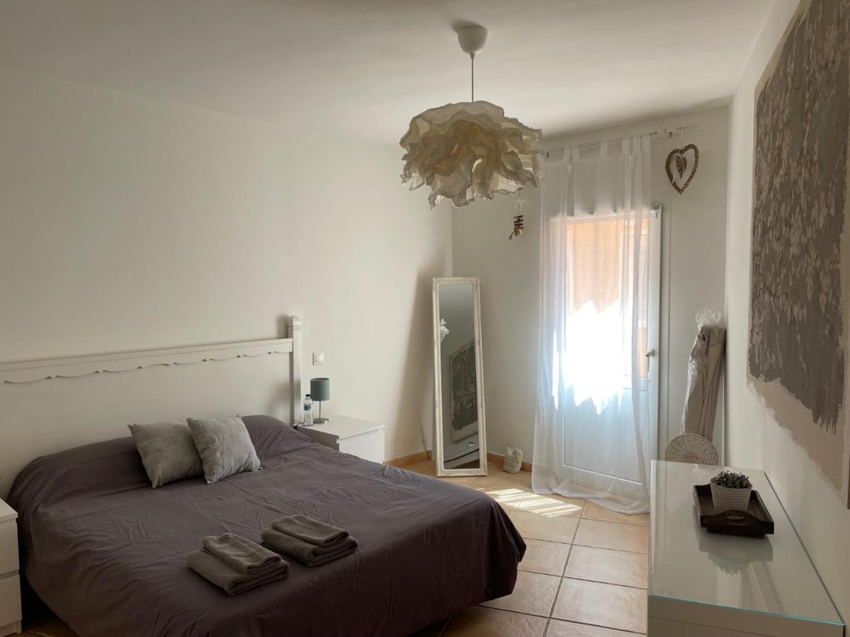 My Ocean !!! Breathtaking Location, Steps To The Ocean, Spacious Sea View, Fully Equipped And Well-furnished With Private Entrance And High-speed Fiber Optic Internet Appartement